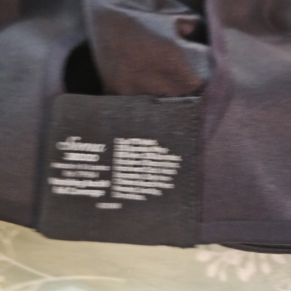 Soma Vanishing Back Black Underwire Bra Full Coverage Lightly Padded 38DDD - Picture 4 of 9